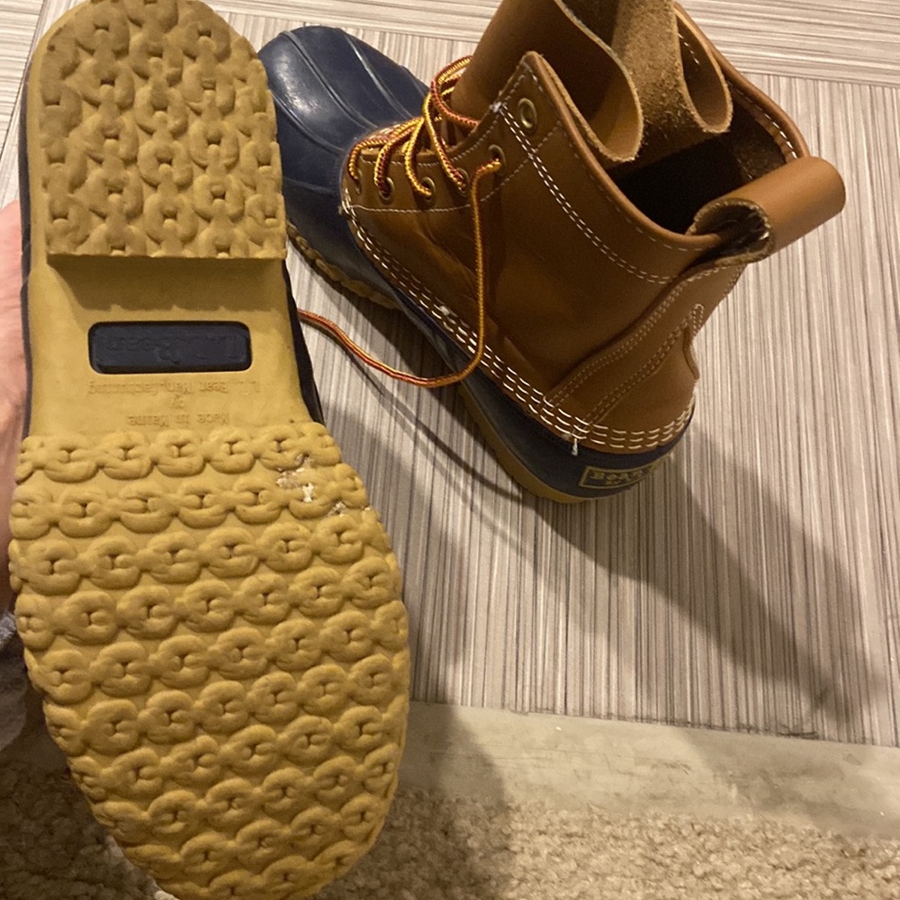 L.L. Bean Boots Size 7 Women - Picture 3 of 3